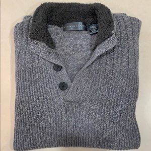OSCAR DE LA RENTA MEN’S SWEATER